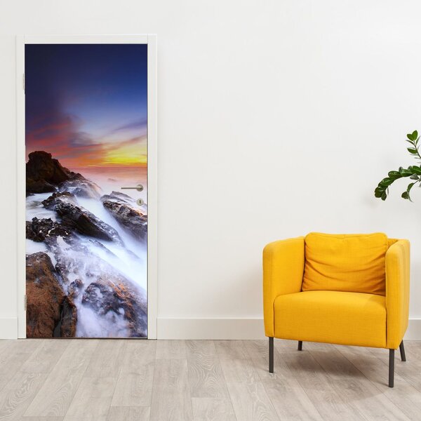 Fototapeta na drzwi - Góra we mgle (95x205cm)