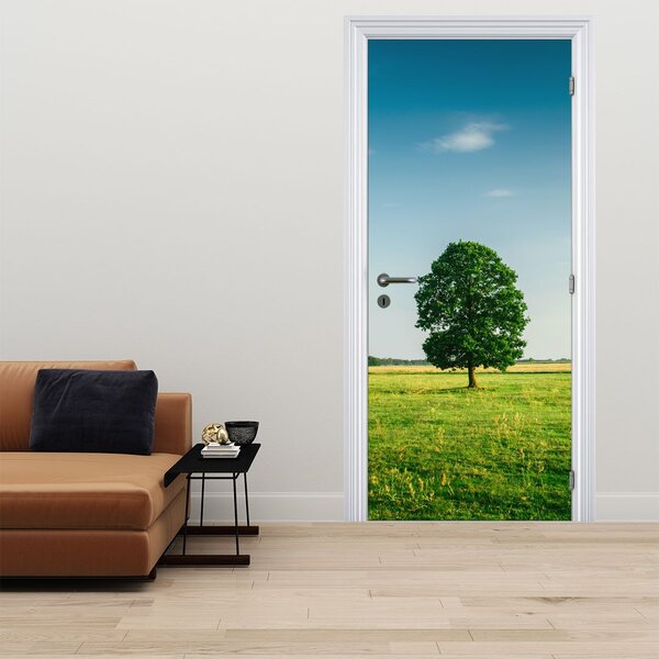 Fototapeta na drzwi - Drzewo na łące (95x205cm)