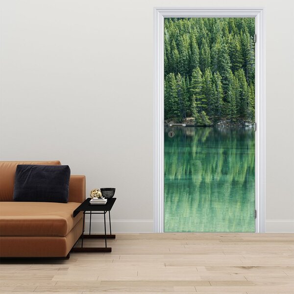 Fototapeta na drzwi - Iglaki nad jeziorem (95x205cm)