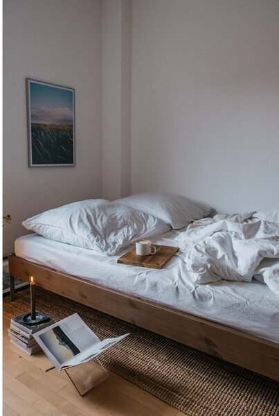 Brązowe łóżko dwuosobowe z litego drewna sosnowego ze stelażem 180x200 cm Core – Karup Design
