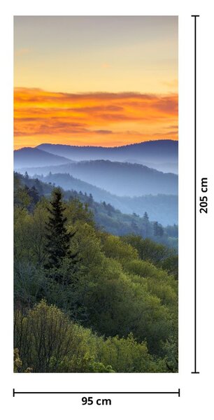 Fototapeta na drzwi - Czewrone chmury w górach (95x205cm)