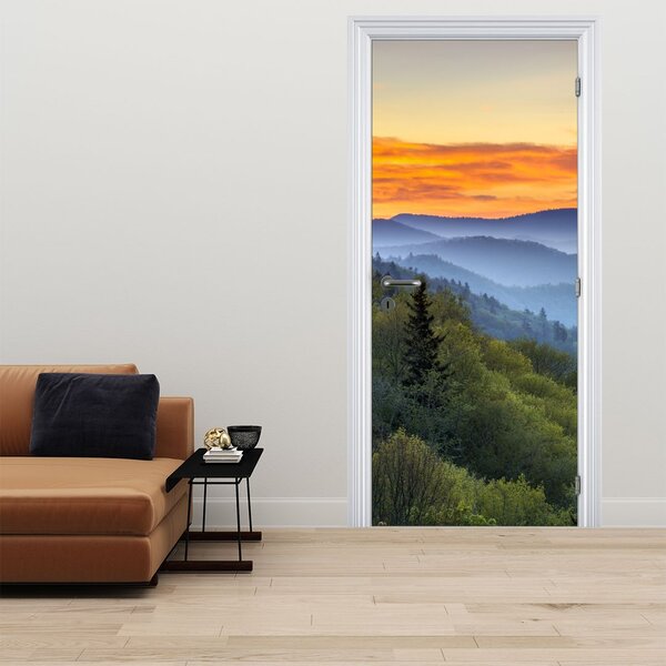 Fototapeta na drzwi - Czewrone chmury w górach (95x205cm)