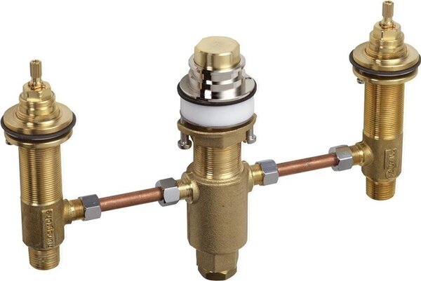 3-otworowa bateria wannowa Hansgrohe do montau na brzegu wanny