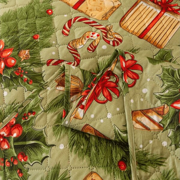 Narzuta na łóżko CHRISTMAS PRESENTS, zielony Rozmiar: 220 x 240 cm