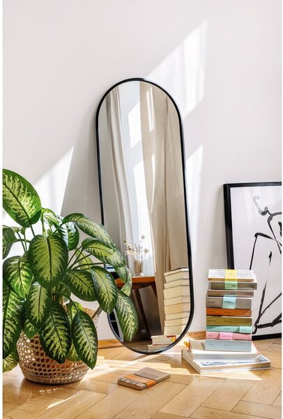 Czarne lustro ścienne Bonami Essentials Lilee, 40 x 120 cm