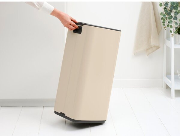 Beżowy stalowy kosz na śmieci z pedałem 30 l Bo – Brabantia