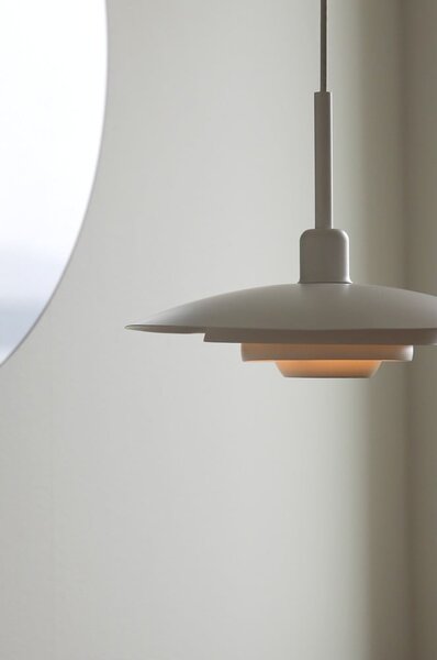 Biała lampa wisząca z metalowym kloszem ø 35 cm Piny – Markslöjd
