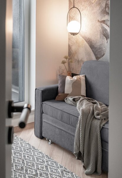 Szara rozkładana sofa 168 cm Lucky Lucy – Miuform