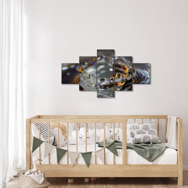 Obraz bransoletki z kropel wody (125x70 cm)