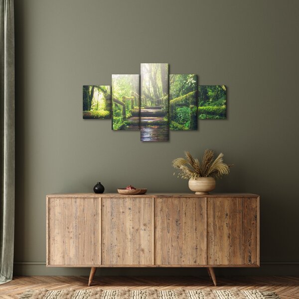 Obraz - drewniane schody w lesie (125x70 cm)