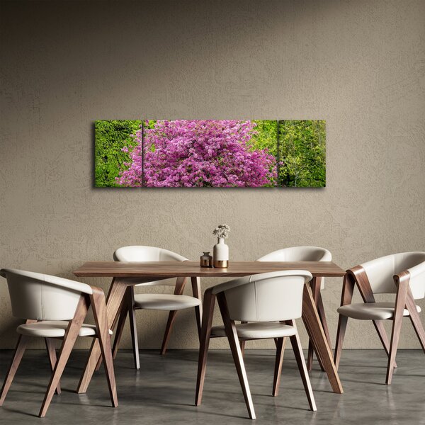 Obraz kwitnącego drzewa na łące (170x50 cm)
