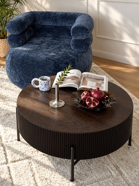 Stolik kawowy Corbi 80 cm do salonu - ciemny orzech / czarny mat