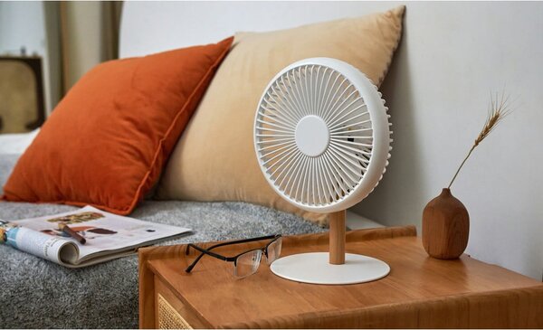 Kremowa lampa stołowa z wiatrakiem i zdalnym sterowaniem (wys. 26 cm) Beyond – Gingko