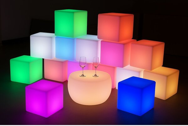 Świecąca kula LED 50 cm – 18 RGB + 12 białe