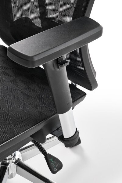 Ergonomiczny fotel biurowy Vixen Halmar, zgodny z normą BHP