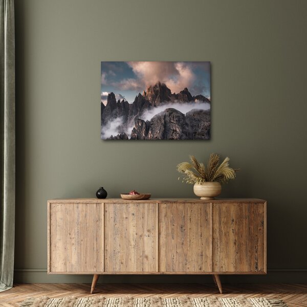 Obraz - Włoskie Dolomity ukryte we mgle (70x50 cm)