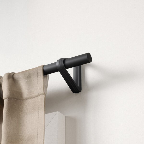 Stalowy regulowany karnisz w kolorze matowej czerni 107 - 305 cm Trinity – Umbra