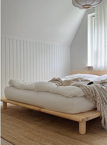 Łóżko dwuosobowe z drewna sosnowego ze stelażem 160x200 cm Peek – Karup Design
