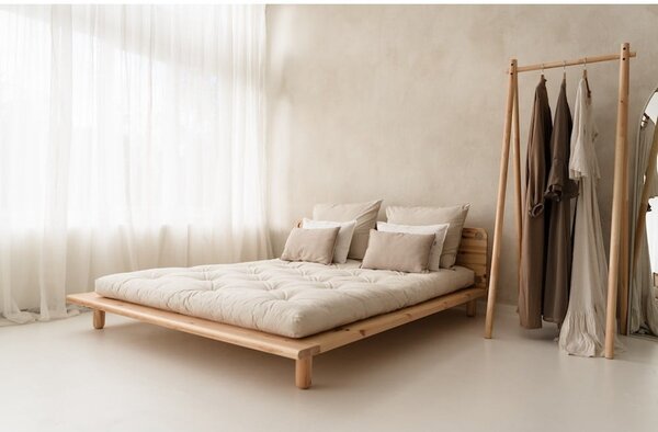 Łóżko dwuosobowe z drewna sosnowego ze stelażem 180x200 cm Peek – Karup Design