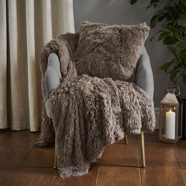 Koc z mikropluszu 150x200 cm Cuddly – Catherine Lansfield