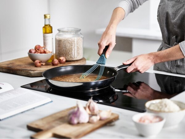 Składana trzepaczka Twist Whisk Sky – Joseph Joseph