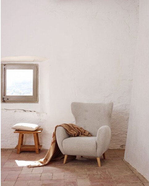 Beżowy fotel typu uszak Patio – Kave Home
