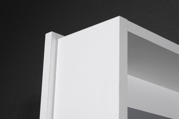 Biała szafka pod przedpokoju 50x195x18 cm Rotary – Germania