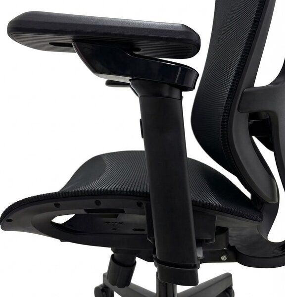 Fotel biurowy ergonomiczny siatkowy Basten, zgodny z normą BHP