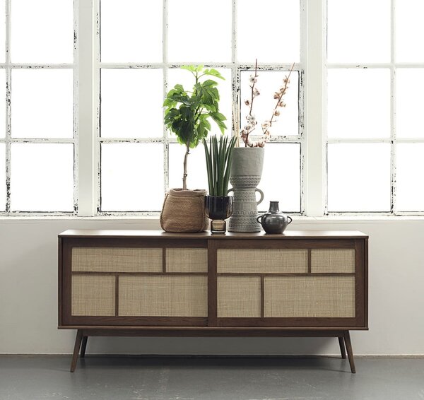 Ciemnobrązowa niska komoda w dekorze dębu z drzwiami przesuwnymi 180x80 cm Barrali – Unique Furniture