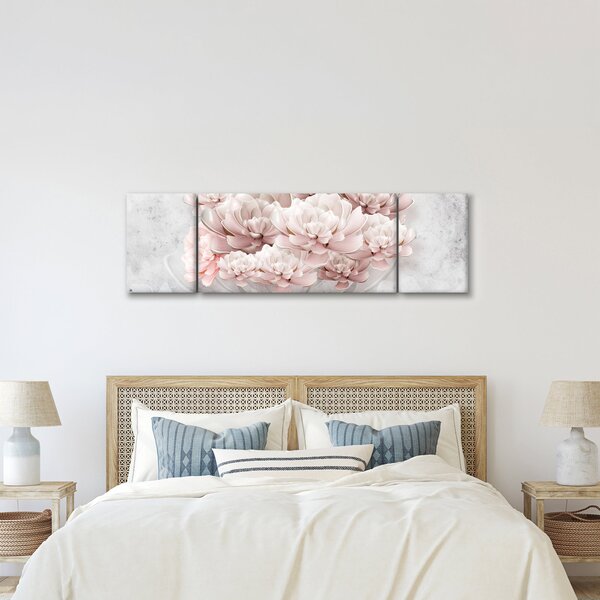 Obraz - Różowe kwiaty na ścianie (170x50 cm)
