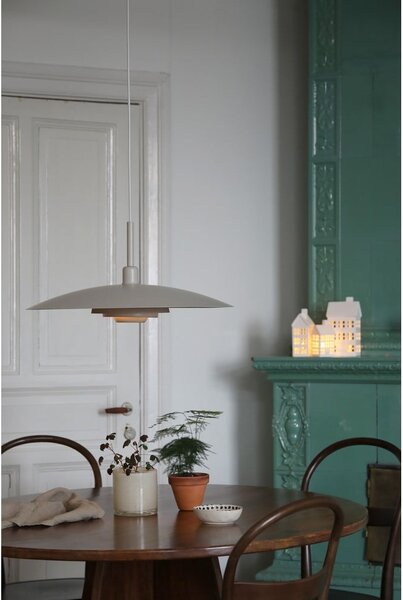 Beżowa lampa wisząca z metalowym kloszem ø 57 cm Piny – Markslöjd