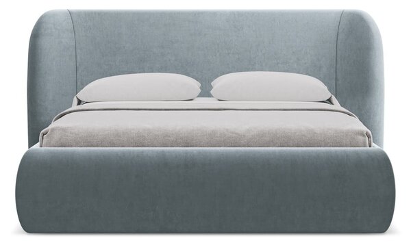 Jasnoniebieskie tapicerowane łóżko dwuosobowe ze schowkiem i stelażem 160x200 cm Hauke – Makamii