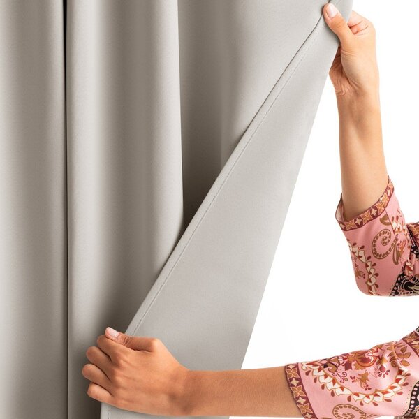 Beżowa zasłona częściowo zaciemniająca (dimout) 140x245 cm Kierra – Restilo
