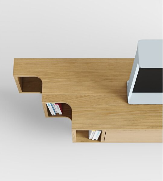 Szafka pod TV w dekorze dębu w naturalnym kolorze 189x50x44 cm Shift – Woodman