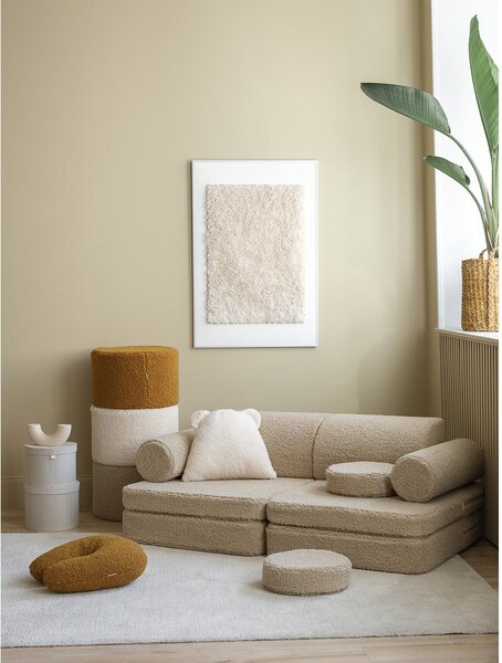 Jasnobrązowa sofa dla dzieci z materiału bouclé 132 cm Settee – Wigiwama