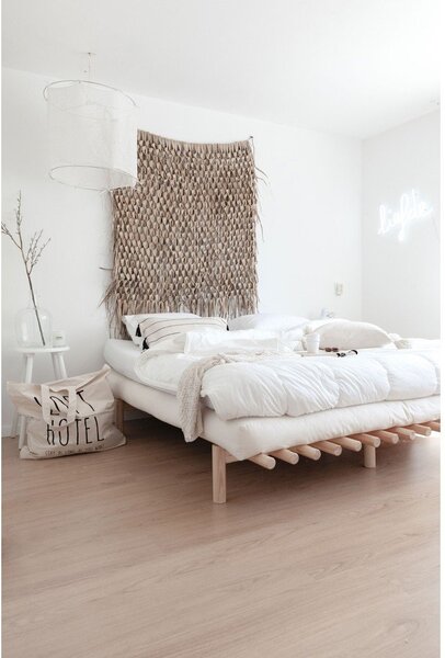 Łóżko dwuosobowe z drewna sosnowego ze stelażem 140x200 cm Pace – Karup Design