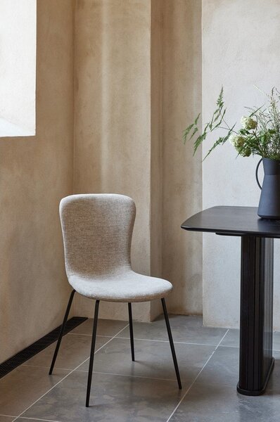 Beżowe krzesło Delta – Unique Furniture