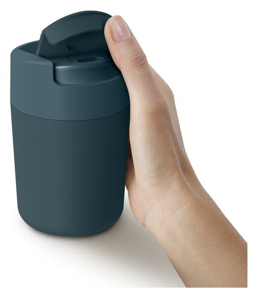 Ciemnoniebieski kubek podróżny 340 ml Sipp – Joseph Joseph