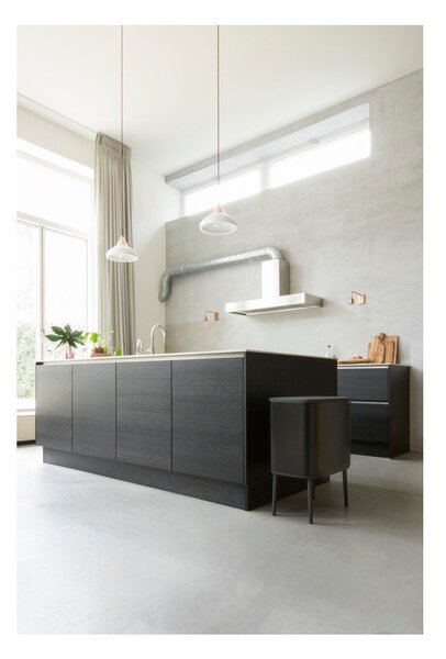 Stalowy kosz na śmieci do segregacji odpadów otwierany na dotyk w kolorze matowej czerni 34 l Bo Touch Bin – Brabantia