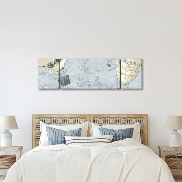 Obraz - Balony nad miastem, zimne odcienie (170x50 cm)