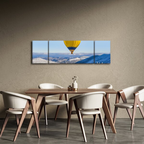 Obraz - Lot nad zimowym krajobrazem (170x50 cm)
