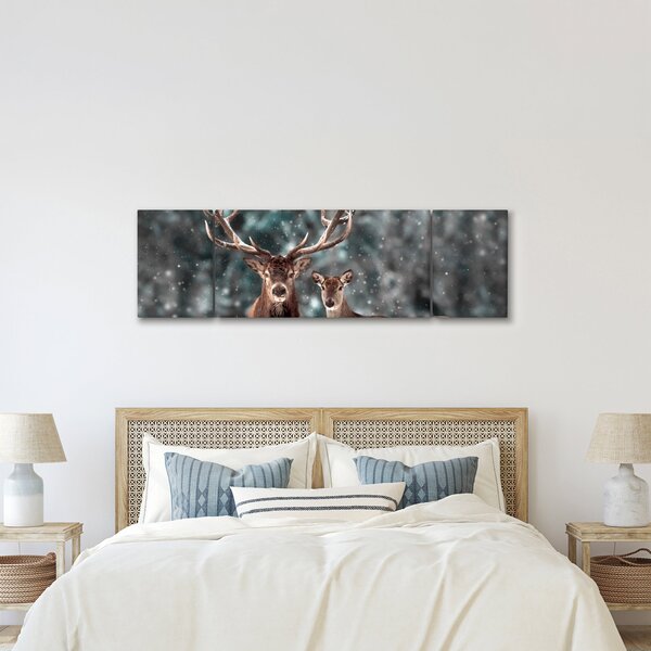 Obraz - Jeleń i łania w zaśnieżonym lesie (170x50 cm)