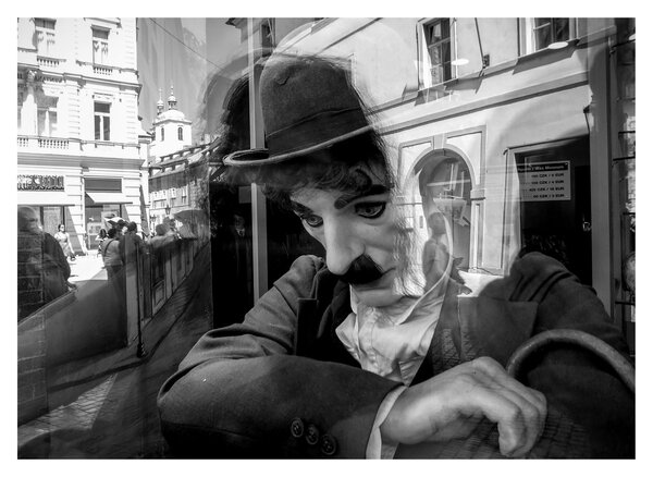 Obraz - Charles Chaplin w Pradze (70x50 cm)