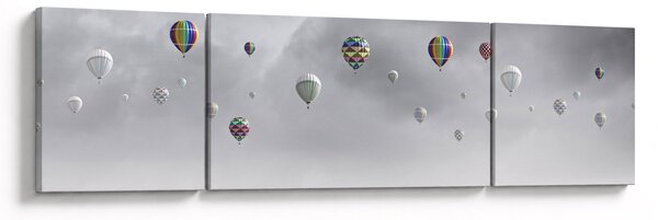 Obraz - Balony nad ceglaną ścianą (170x50 cm)