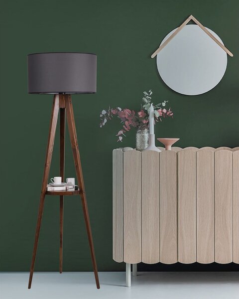 Czarna/brązowa lampa stojąca z półką z tekstylnym kloszem (wysokość 154 cm) Sehbali Tripod – Opviq lights
