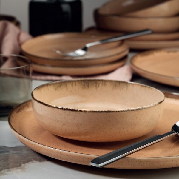 24-częściowy zestaw różowych porcelanowych naczyń Kütahya Porselen Pearl