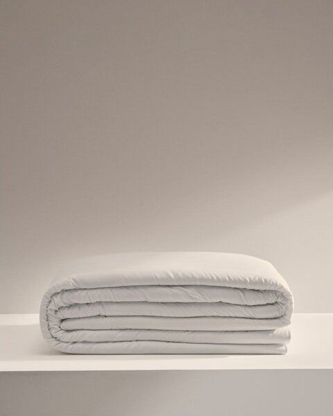 Kołdra całoroczna 220x220 cm Mistral – Kave Home