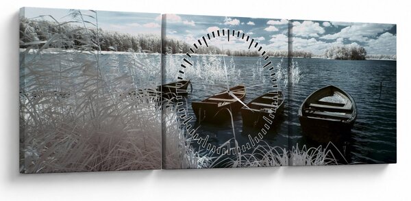 Obraz - Drewniane łodzie na jeziorze (z zegarem) (90x30 cm)