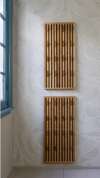 Panel z wieszakami do przedpokoju z litego drewna dębowego w naturalnym kolorze 46x100x8 cm Parco – Spinder Design
