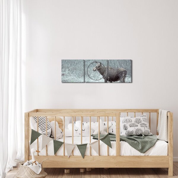 Obraz - Łoś w śnieżnym lesie (z zegarem) (90x30 cm)